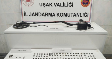 Uşak'ta Tarihi Sikkeler Ele Geçirildi