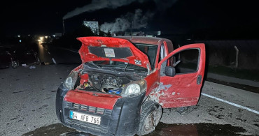 Uşak'ta Trafik Kazası: 6 Yaralı