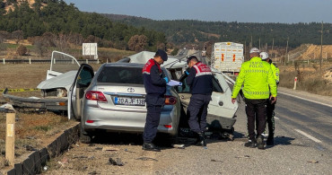 Uşak'ta Trafik Kazası: Yaşlı Çift Hayatını Kaybetti