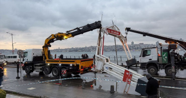 Üsküdar Harem Sahil Yolu'nda Kaza: Trafik Durdu