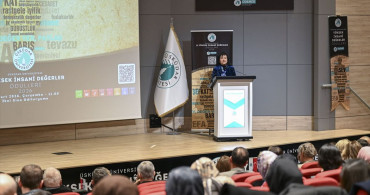 Üsküdar Üniversitesinde 11. Yüksek İnsani Değerler Ödülleri Sahiplerini Buldu