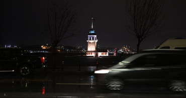 Üsküdar'da Dolu Yağışı Hayatı Olumsuz Etkiledi