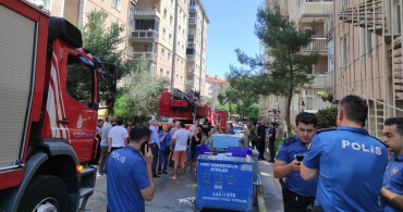 Üsküdar'da korku dolu anlar! Bir apartman dairesinde doğalgaz patlaması meydana geldi