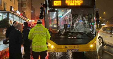 Üsküdar'da Yayaya İETT Otobüsü Çarptı