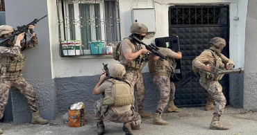Üst üste iki operasyon: Çok sayıda organizatör ve silah kaçakçısı yakalandı