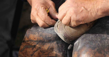 Usta Ayakkabı Tamircisi Faruk Altınoğlu'nun Hikayesi