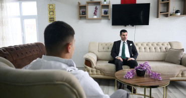 Uyuşturucu Bağımlılığını Yenip Yeni Bir Hayata Adım Atan Otizmli Genç