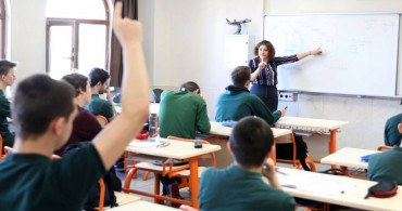 Uzman öğretmenlik sınavı ne zaman, giriş yerleri belli oldu mu? 2023 Uzman Öğretmenlik sınavı yüz yüze mi, online mı olacak?