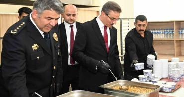 Vali Aydın Baruş'tan emniyet personeline aşure ikramı