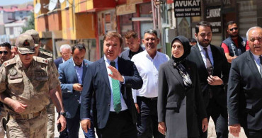 Vali Aydoğdu, Tercan'da vatandaşlar ve esnafla buluştu