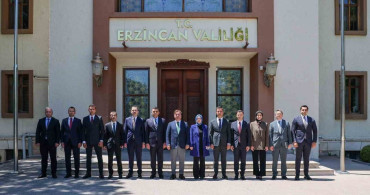 Vali Aydoğdu, yeni atanan vali yardımcıları ve kaymakamlarla toplantı yaptı