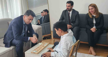 Vali Aygöl'ün Katırcı Kardeşlerle Neşeli Ziyareti