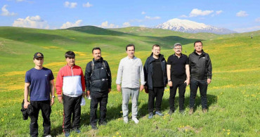 Vali Karakaya Doğa Yürüyüşünde