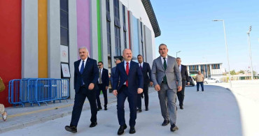 Vali Varol, Söke gençlik ve spor kompleksinde incelemelerde bulundu