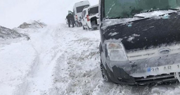 Van - Hakkari Yoluna Çığ Düştü