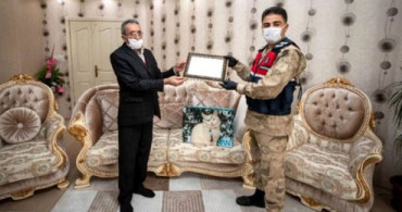 Van'da Coronavirüs Vakalarını Gizleyen Muhtar Görevden Alındı