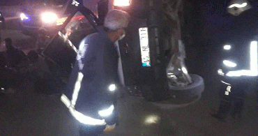 Van’da Düzensiz Göçmenleri Taşıyan Minibüs Devrildi!