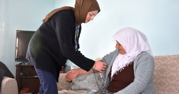 Van'da Sağlık Çalışanlarının Kış Şartlarındaki Fedakarlığı