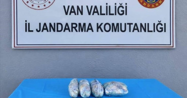 Van'da Uyuşturucu Operasyonu: 1 Kilo 978 Gram Esrar Ele Geçirildi