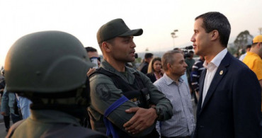 Venezuela'da Darbe Girişimi: Ordu 'Maduro'nun Yanındayız' Dedi