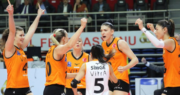 Vestel Venus Sultanlar Ligi: Eczacıbaşı VitrA 1-3 VakıfBank (Maç Sonucu)
