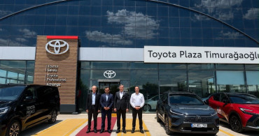 Veysi Duyan'dan Toyota Plaza Timurağaoğlu'na Tebrik Ziyareti