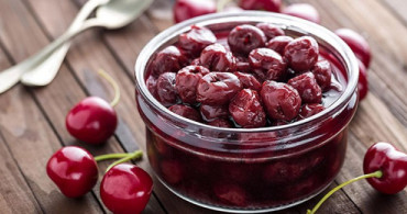 Vişne Reçeli Nasıl Yapılır? Vişne Reçeli Yapmanın Püf Noktaları