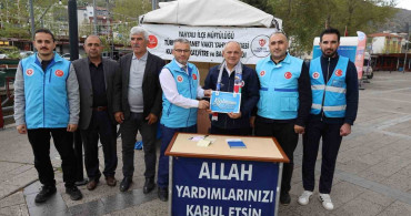 Yahyalı Belediye Başkanı Esat Öztürk'ten Kurban Bağışı Desteği