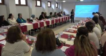 Yalova'da Emzirme Danışmanlığı Eğitimi Düzenlendi