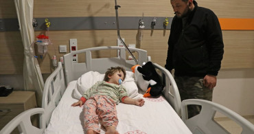 Yalova'da Komşu Saldırısı: Baba ve Kızı Hastaneye Kaldırıldı