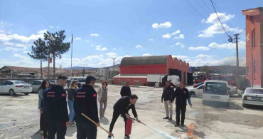 Yangın Eğitimi ile Bilinçli Personel Yetiştiriliyor