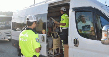 Yapılan Denetimlerde Eksikliği Tespit Edilen 395 Okul Servisi Trafikten Men Edildi