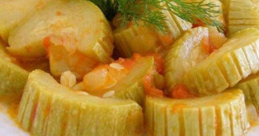 Yapımı Kolay Kabak Yemeği Tarifi
