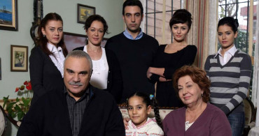 Yaprak Dökümü Oyuncusu Açıkladı: Gökçe Bahadır ve Fahriye Evcen Arasındaki Küslüğün Nedeni Ortaya Çıktı