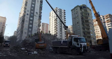 Yaptığı bina 84 kişiye mezar oldu: Müteahhidin yalanını Google Earth yakaladı