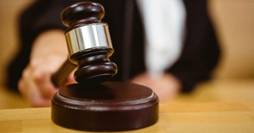 Yargıtay'dan Emsal Karar: İşyeri Telefonunu İzinsiz Kullanan İşçiye Kıdem ve İhbar Tazminatı Ödenmeyecek!