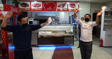 Yasakların Kalkmasını Halay Çekerek Kutladılar