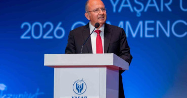 Yaşar Üniversitesi'nde mezuniyet coşkusu