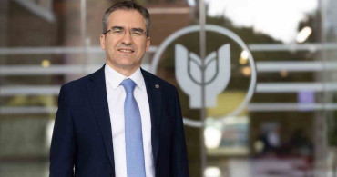 Yaşar Üniversitesi'nden uluslararası başarı: Prof. Dr. Yiğit Kazançoğlu, Hollanda Araştırma Konseyi'nde görev alıyor