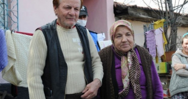 Yaşlı Kadınla Polisin Diyaloğu Tebessüm Ettirdi