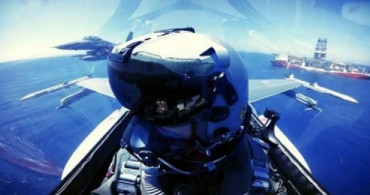 Yavuz Sondaj Gemisi'ni Doğu Akdeniz'de Türk F-16'ları Karşıladı