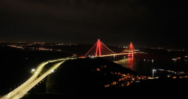 Yavuz Sultan Selim Köprüsü Radyasyon Onkologları İçin Turuncu Aydınlatıldı