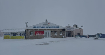 Yedikuyular Kayak Merkezi'nde Kar Kalınlığı Yarım Metreyi Buldu