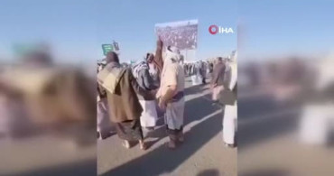 Yemen'de protestocu, arazisine el koyan Husileri protesto etmek için kendini ateşe verdi
