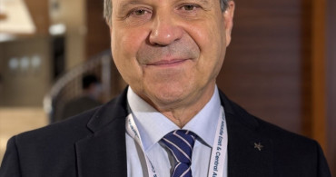 Yenilenebilir Enerji ile Emisyonsuz Araçlar için Şarj İstasyonları