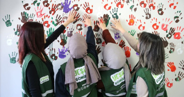 Yeşilay Gönüllüleri Bağımlılığa 'Dur' Dedi