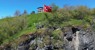 Yıldırım düşmesi nedeniyle merkezi ezan sistemi devre dışı kaldı