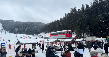 Yıldıztepe Kayak Merkezi'nde Yoğun Tatilci Akını
