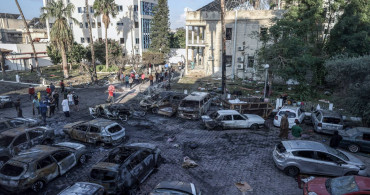 Yine hastaneyi hedef aldılar: İsrail’in gözünü kan bürüdü