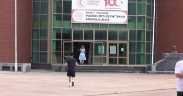 Yks heyecanı: kapılar kapanmadan sınava yetiştiler